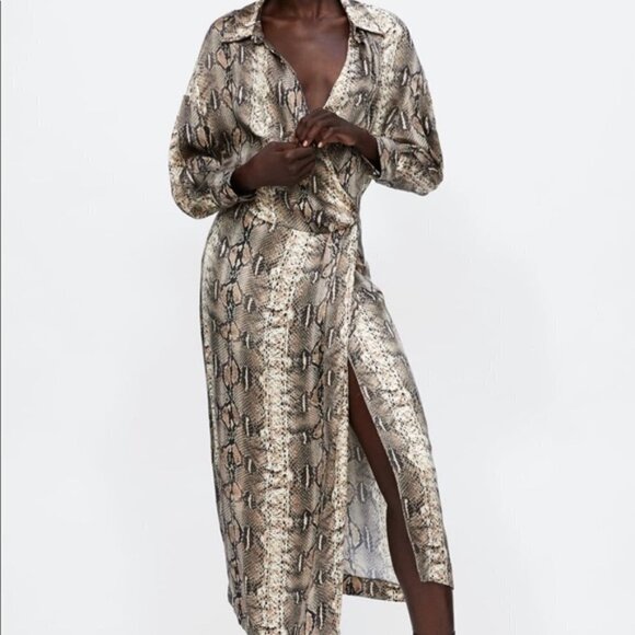 Zara Dresses & Skirts - ZARA FLOWING V-NECK SNAKESKIN PRINT LONG SHIRT DRESS | Size Small